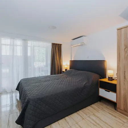 Casa Fransesco - Near Sea, City, Marina 公寓
