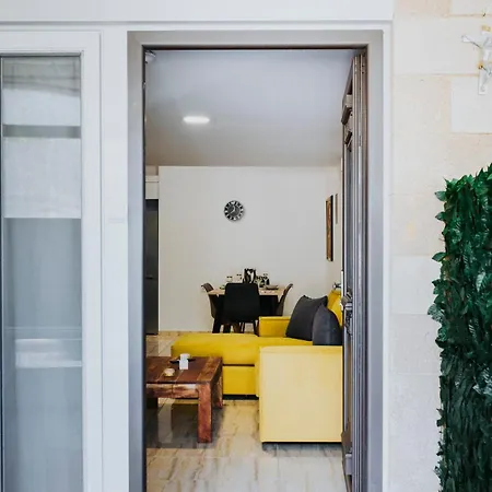 Casa Fransesco - Near Sea, City, Marina Daire İstanköy