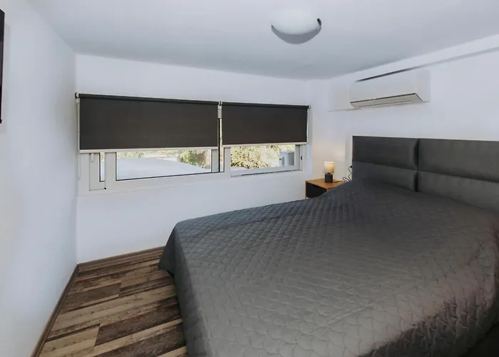 Apartment Casa Fransesco - Near Sea, City, Marina *