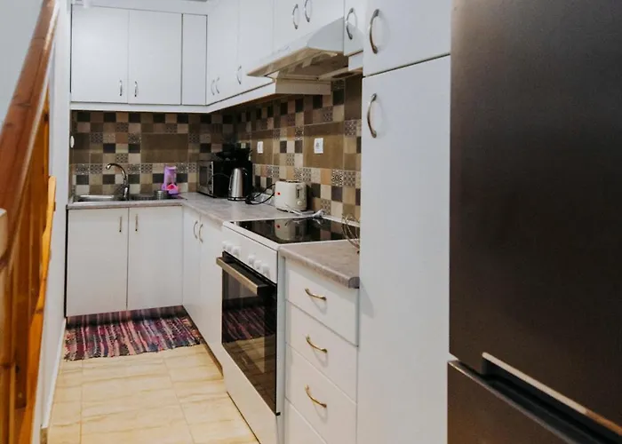 Casa Fransesco - Near Sea, City, Marina Kos-stad